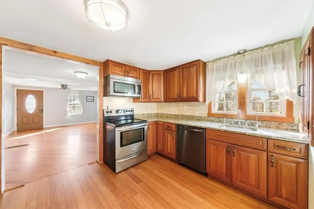 121 Prospect Avenue Maybrook NY 12543