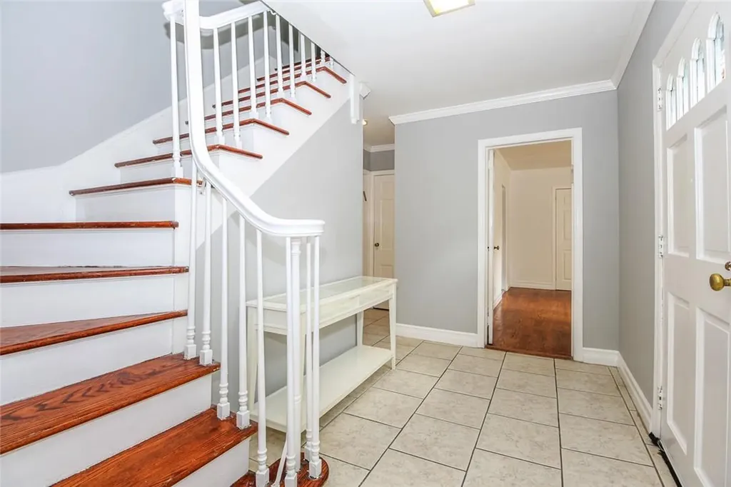 25 High Point Lane Scarsdale NY 10583