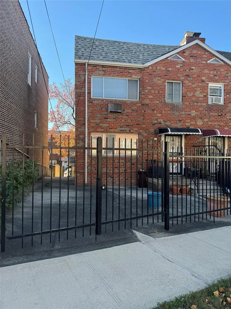 1361 Edwards Avenue Bronx NY 10461