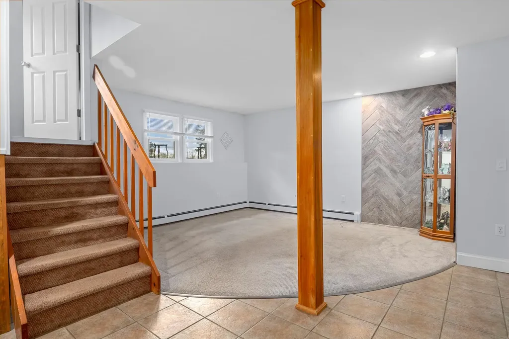 47 Stringham Road Poughkeepsie NY 12603