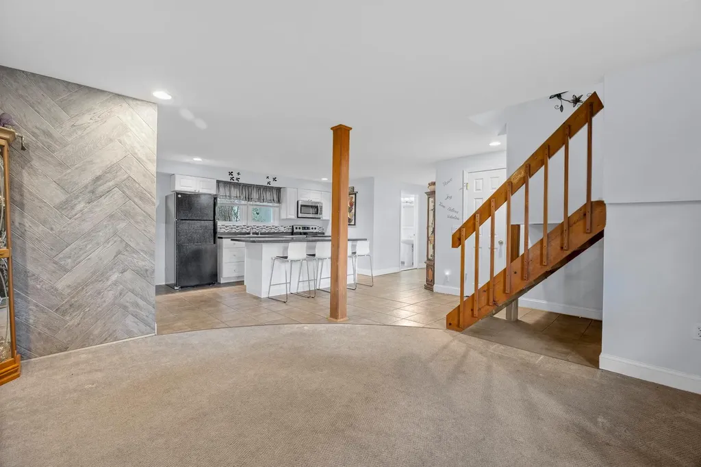 47 Stringham Road Poughkeepsie NY 12603