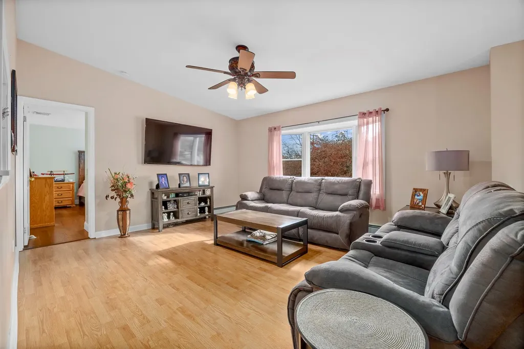 47 Stringham Road Poughkeepsie NY 12603