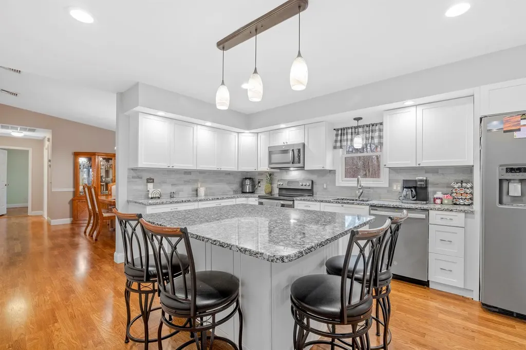47 Stringham Road Poughkeepsie NY 12603
