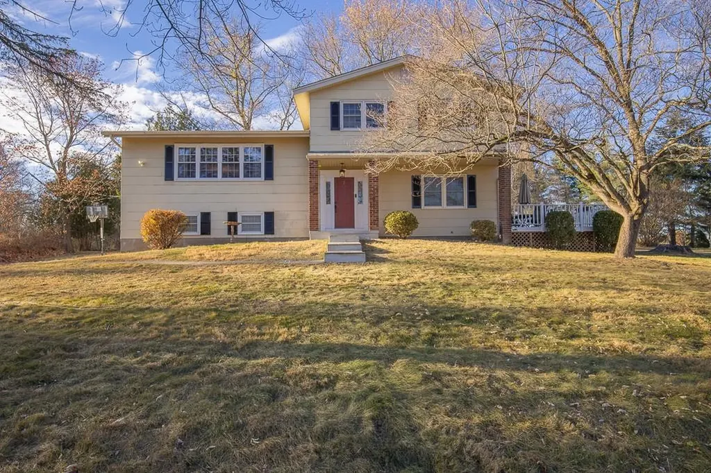 2 Elena Road Campbell Hall NY 10916