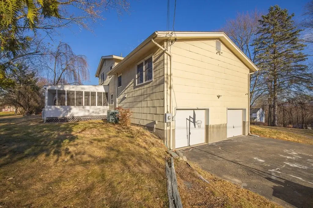 2 Elena Road Campbell Hall NY 10916