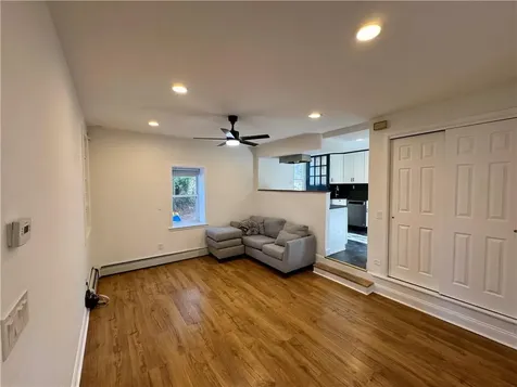 190 Woodland Avenue Yonkers NY 10703