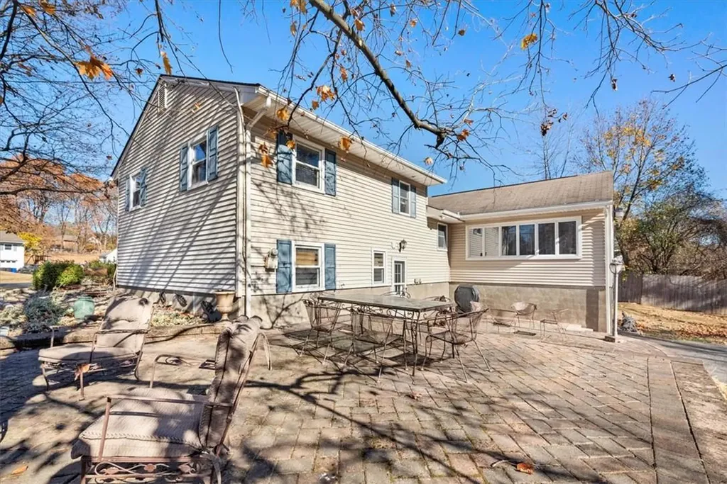 2 Harth Drive New Windsor NY 12553