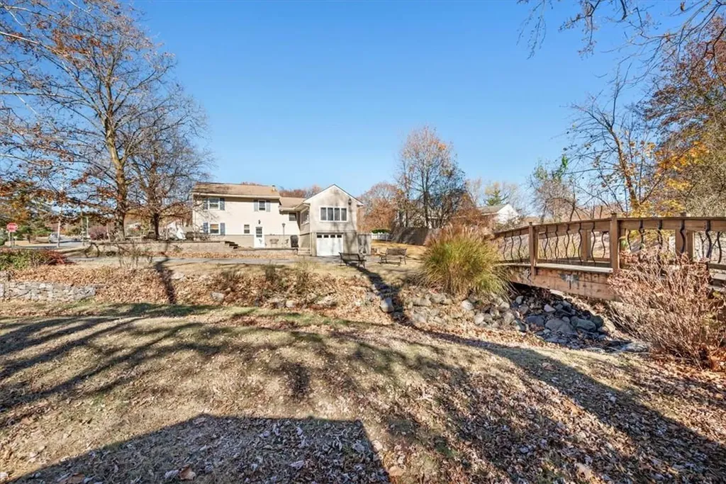 2 Harth Drive New Windsor NY 12553