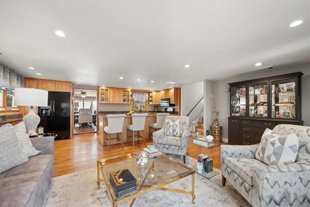 2 Harth Drive New Windsor NY 12553