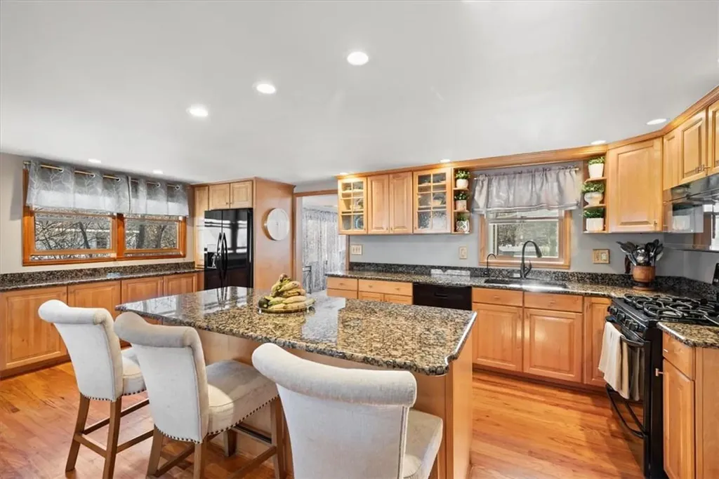 2 Harth Drive New Windsor NY 12553