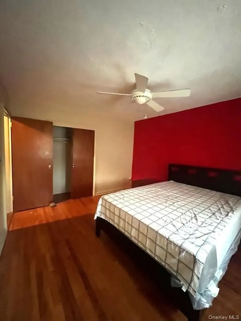 3613 Paulding Avenue Bronx NY 10469