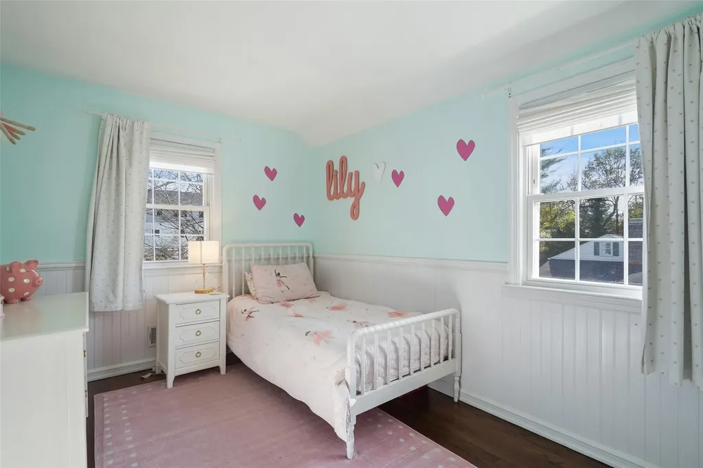 477 Ridgeway White Plains NY 10605