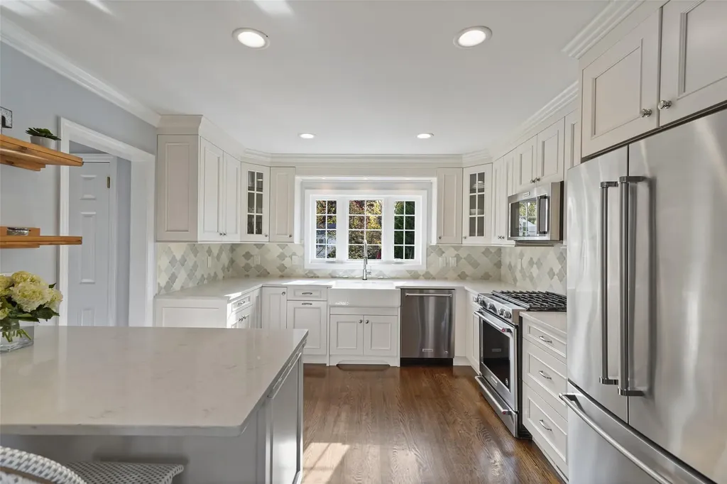 477 Ridgeway White Plains NY 10605