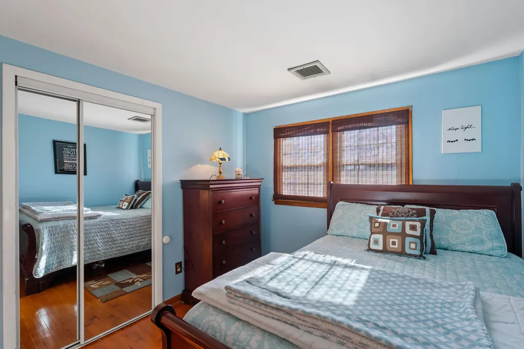 88 Lake Osiris Road Walden NY 12586