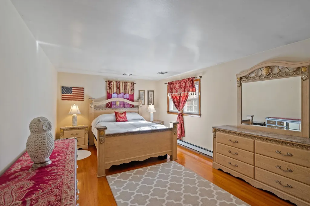 88 Lake Osiris Road Walden NY 12586