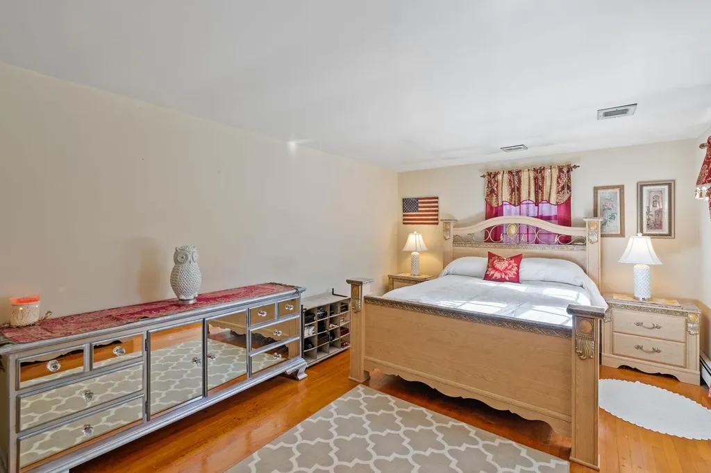 88 Lake Osiris Road Walden NY 12586