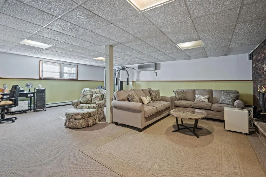 88 Lake Osiris Road Walden NY 12586