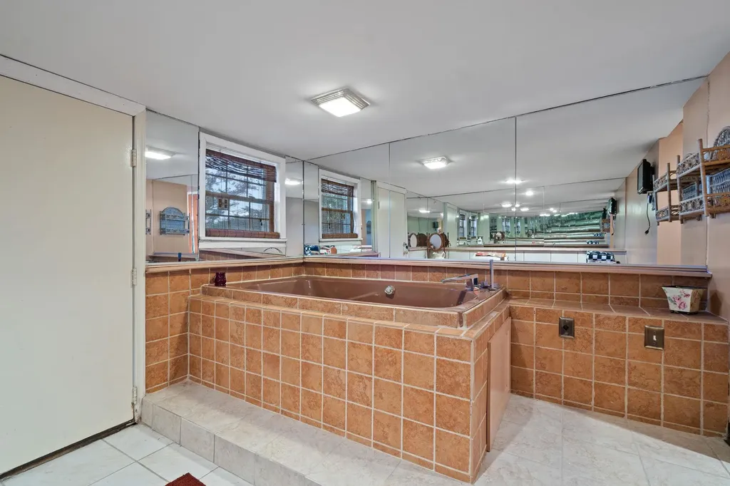 88 Lake Osiris Road Walden NY 12586