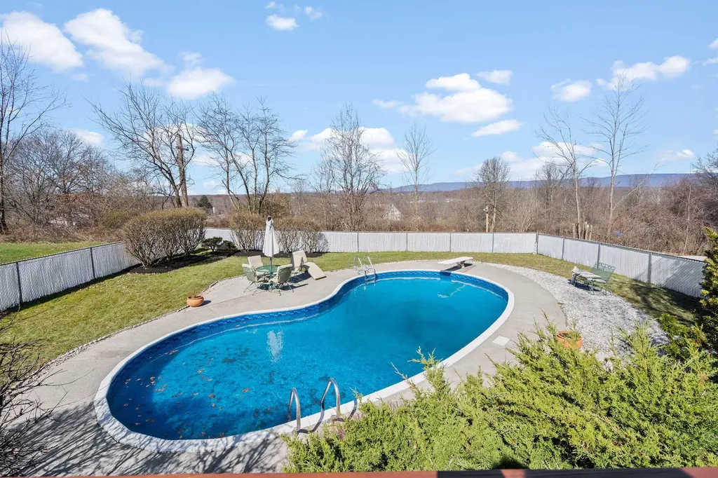 88 Lake Osiris Road Walden NY 12586