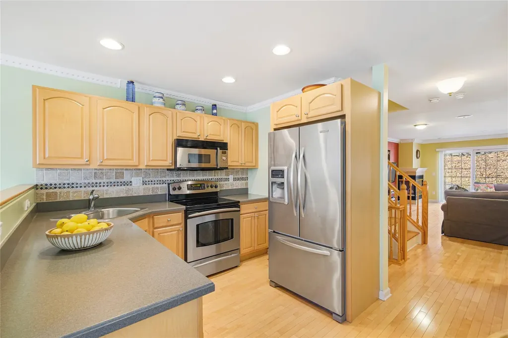 89 Hillcrest Lane Peekskill NY 10566