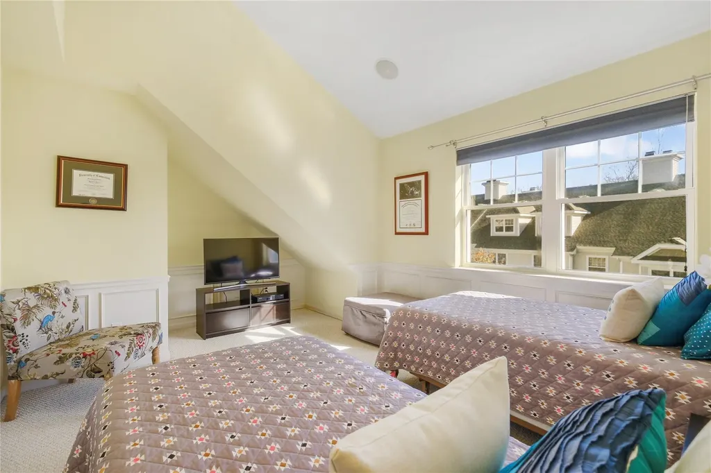 89 Hillcrest Lane Peekskill NY 10566