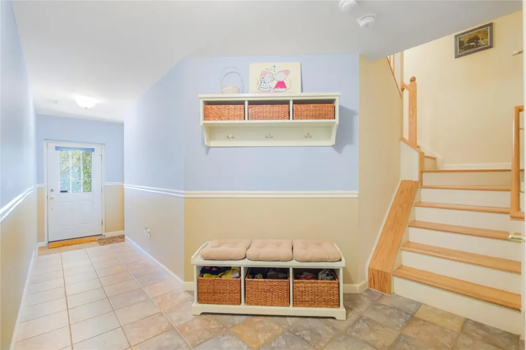 89 Hillcrest Lane Peekskill NY 10566