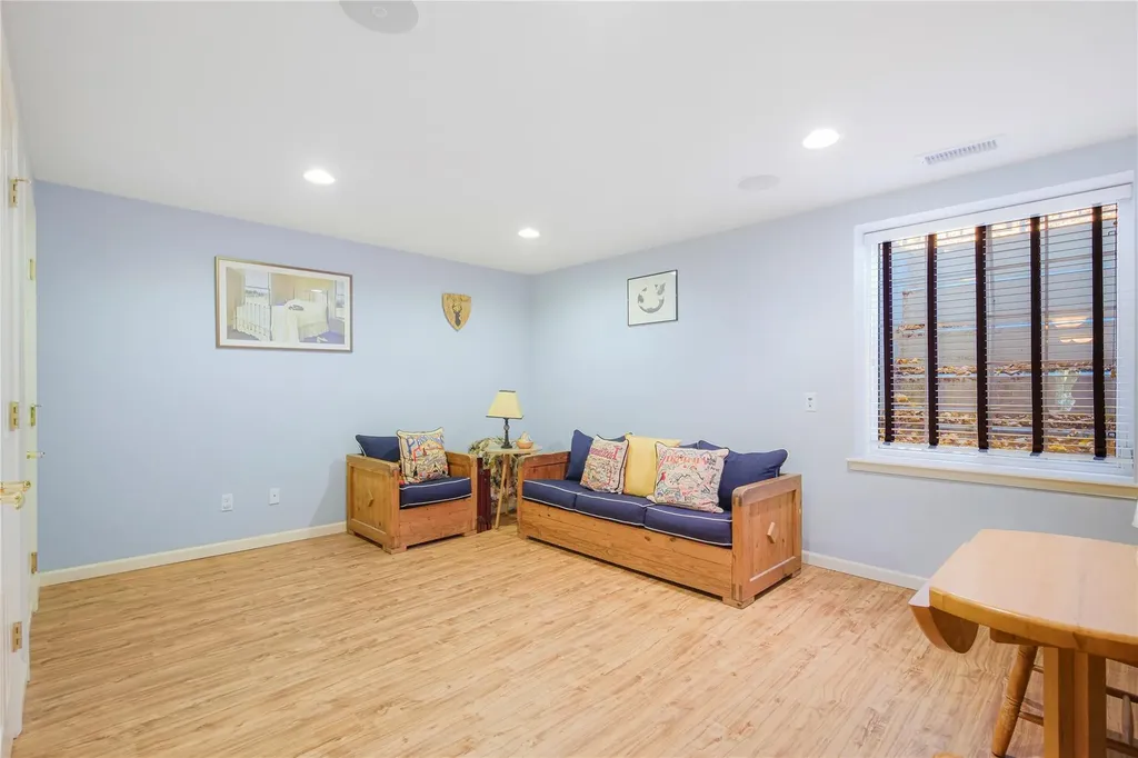 89 Hillcrest Lane Peekskill NY 10566