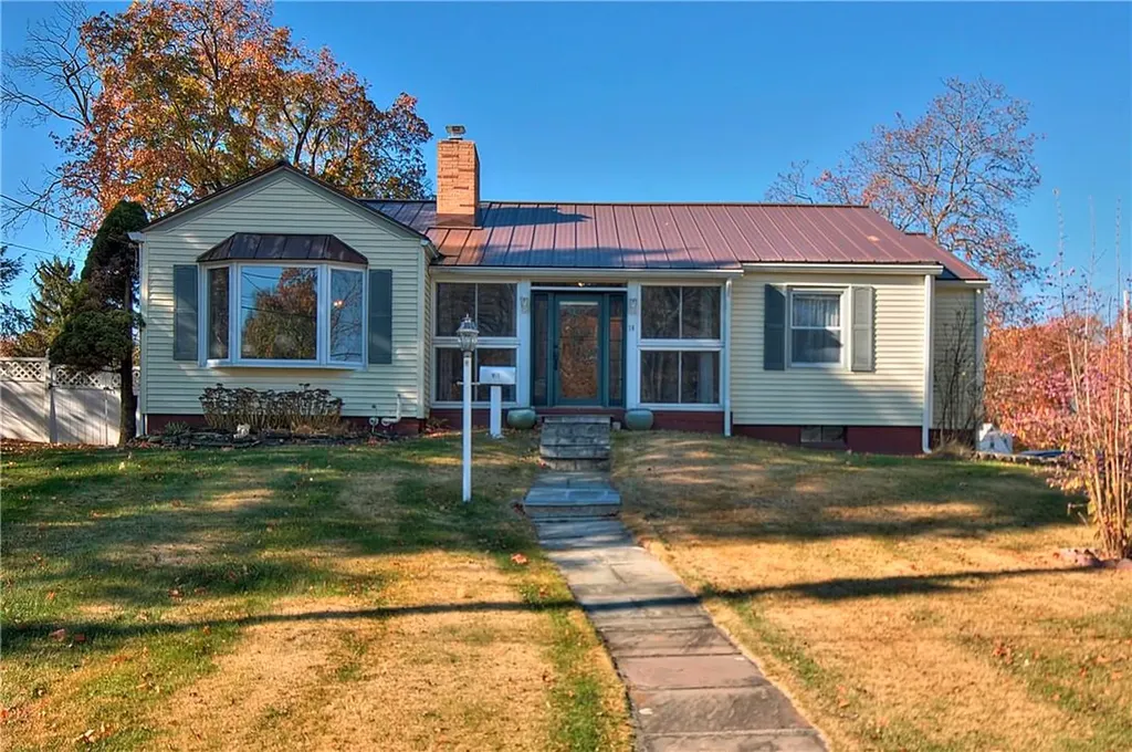 14 Treadwell Circle Poughkeepsie NY 12601