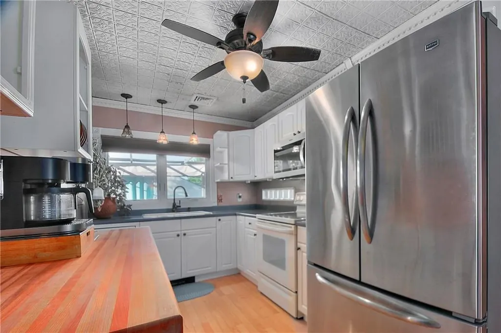 14 Treadwell Circle Poughkeepsie NY 12601