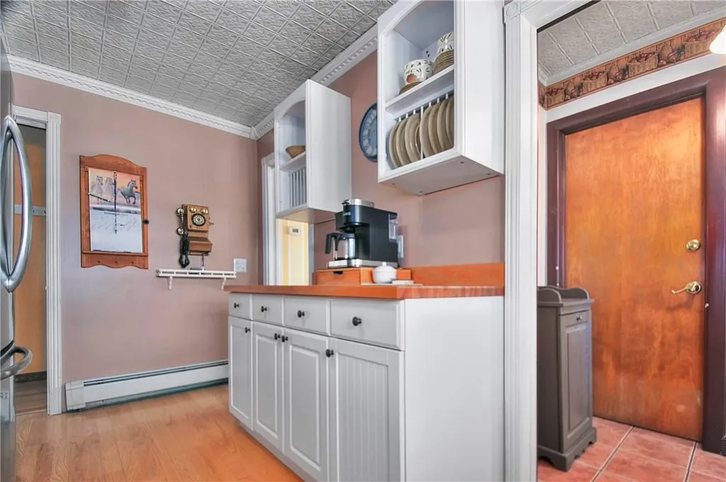 14 Treadwell Circle Poughkeepsie NY 12601