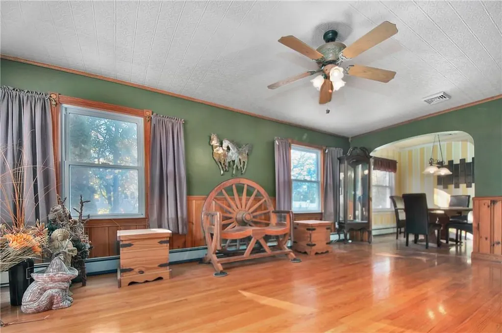 14 Treadwell Circle Poughkeepsie NY 12601