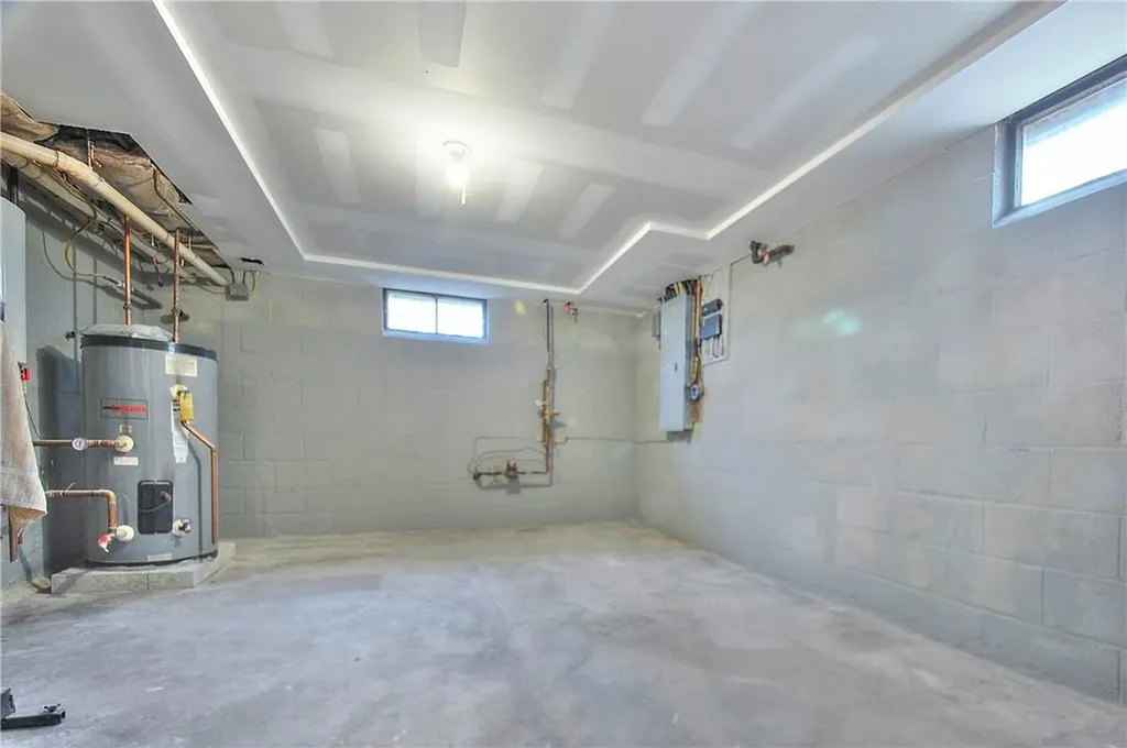 14 Treadwell Circle Poughkeepsie NY 12601