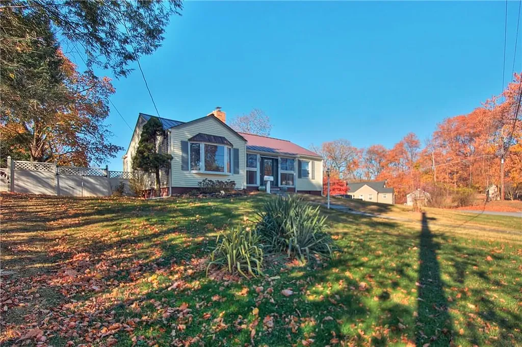 14 Treadwell Circle Poughkeepsie NY 12601