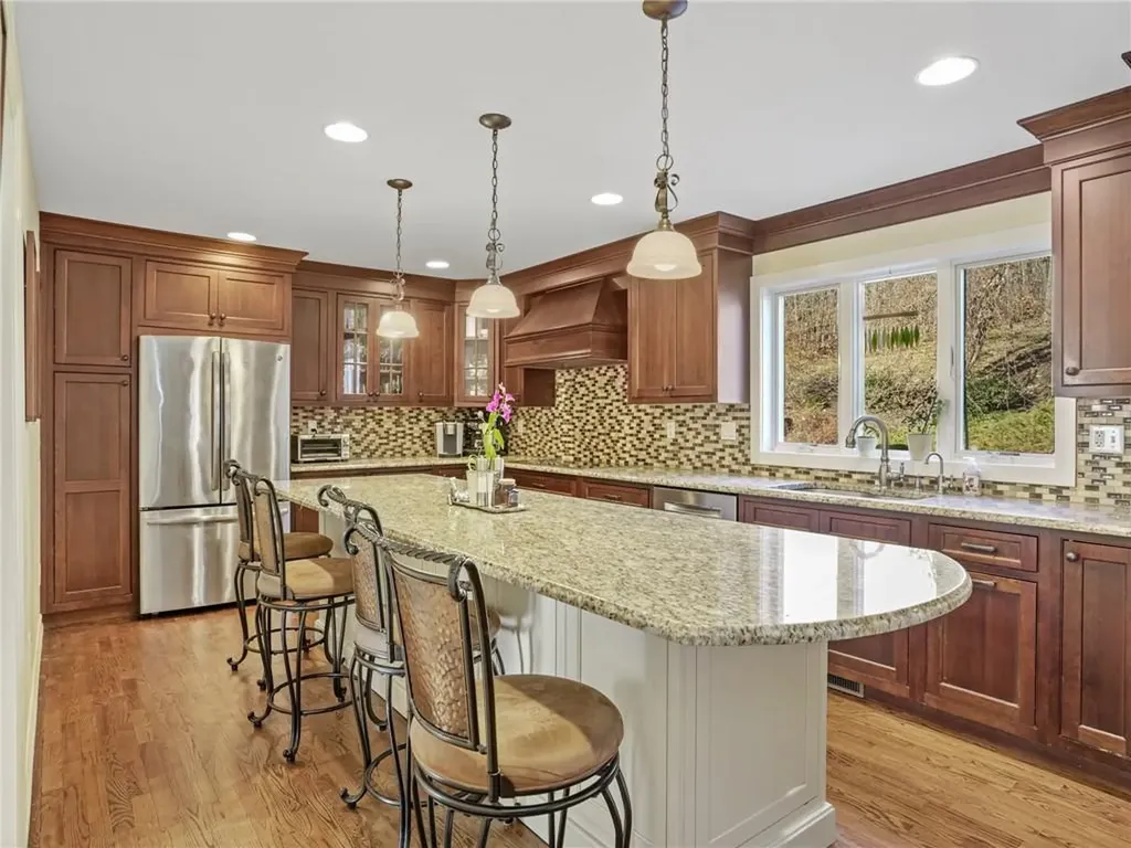 62 Cross Pond Road Pound Ridge NY 10576