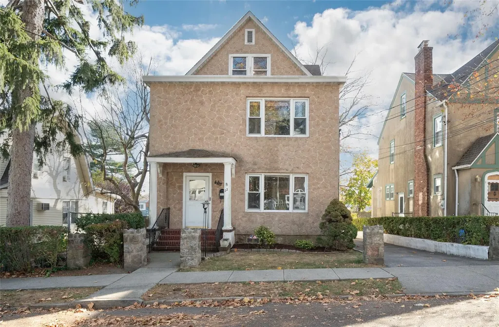 22 Hillcrest Road Bronxville NY 10708