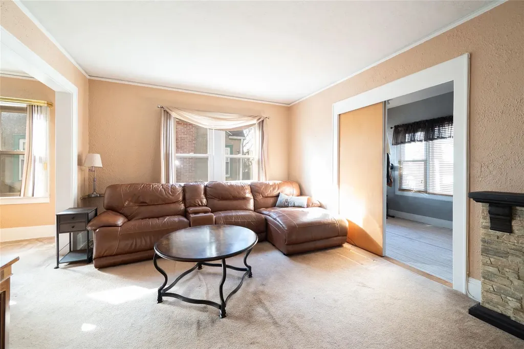 22 Hillcrest Road Bronxville NY 10708