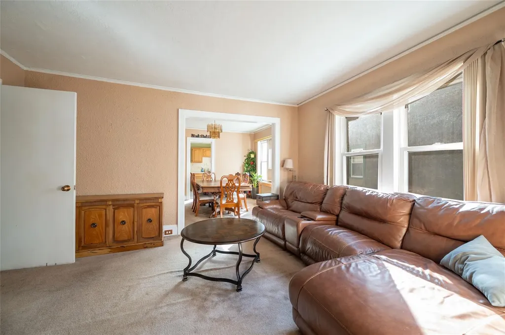 22 Hillcrest Road Bronxville NY 10708