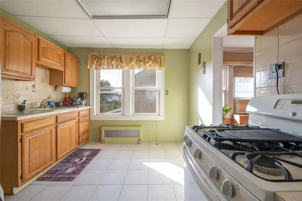 22 Hillcrest Road Bronxville NY 10708