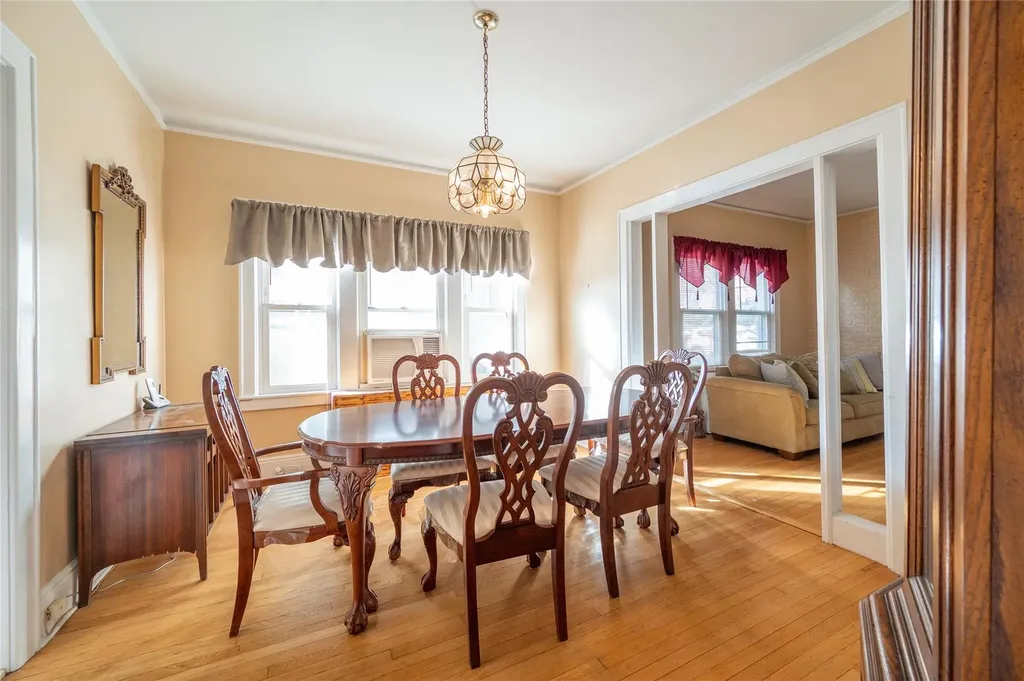 22 Hillcrest Road Bronxville NY 10708