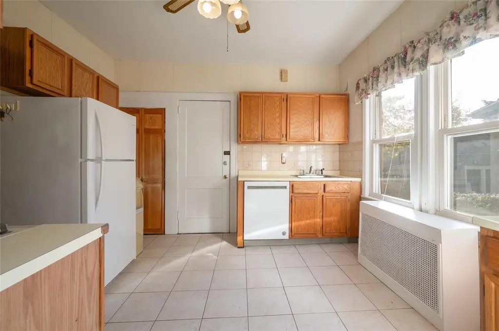 22 Hillcrest Road Bronxville NY 10708
