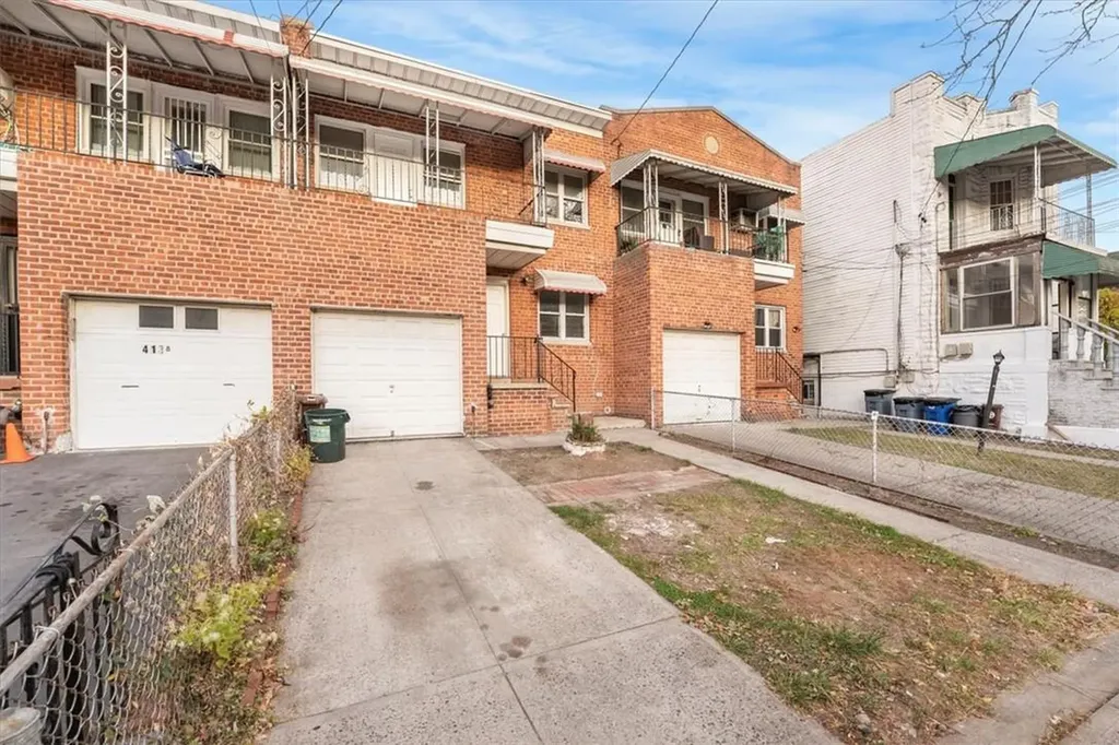 4136 Wickham Avenue Bronx NY 10466