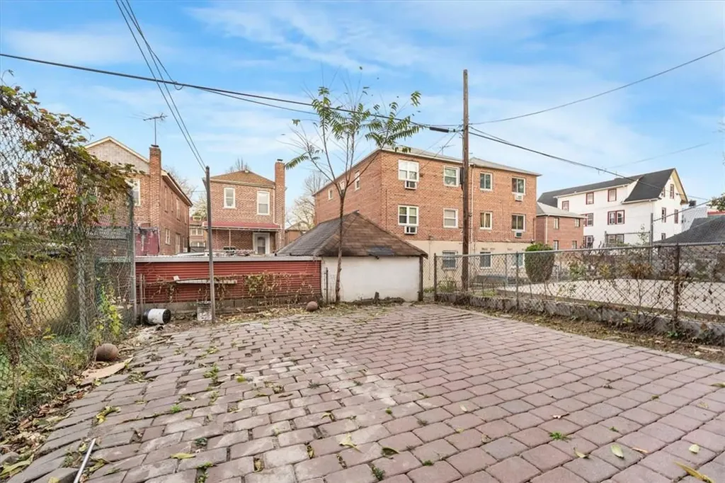 4136 Wickham Avenue Bronx NY 10466