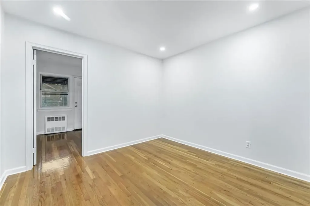 4136 Wickham Avenue Bronx NY 10466