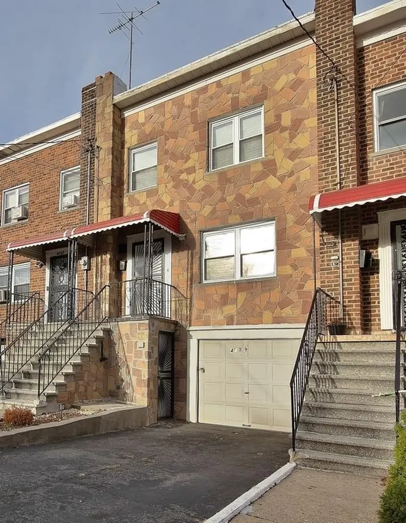 4069 Paulding Avenue Bronx NY 10466