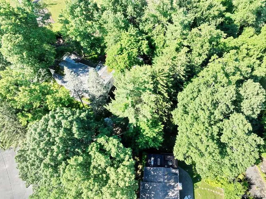 1 Charlotte Drive Spring Valley NY 10977