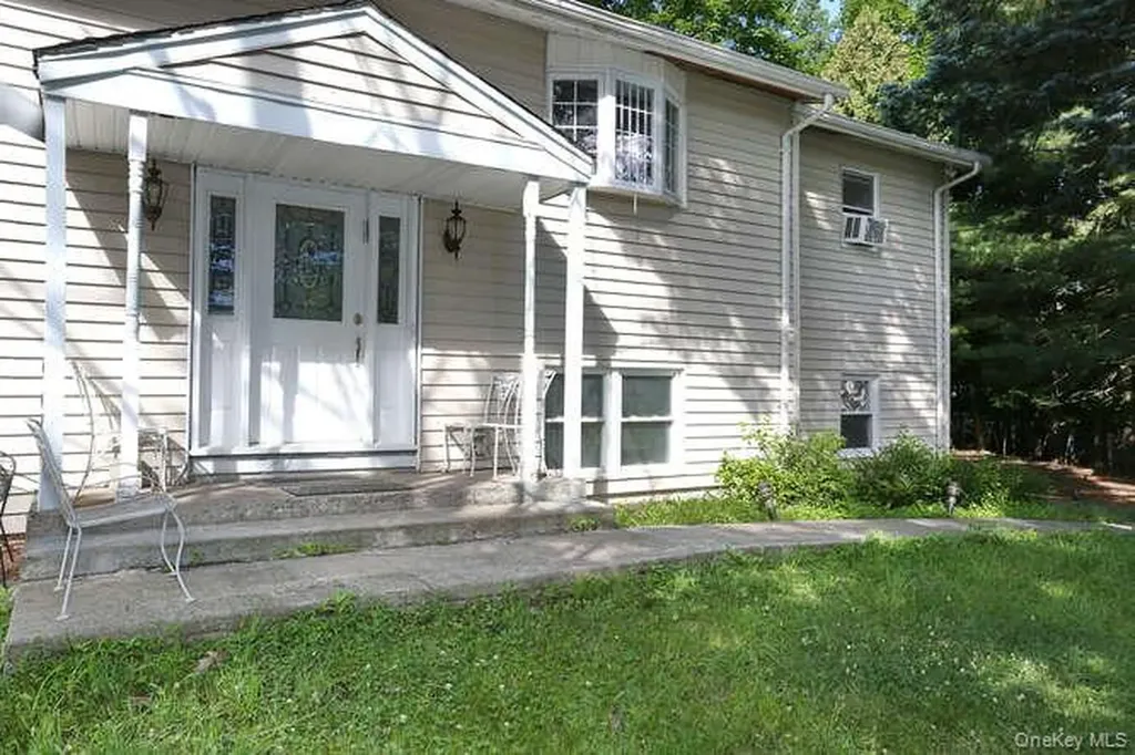 1 Charlotte Drive Spring Valley NY 10977