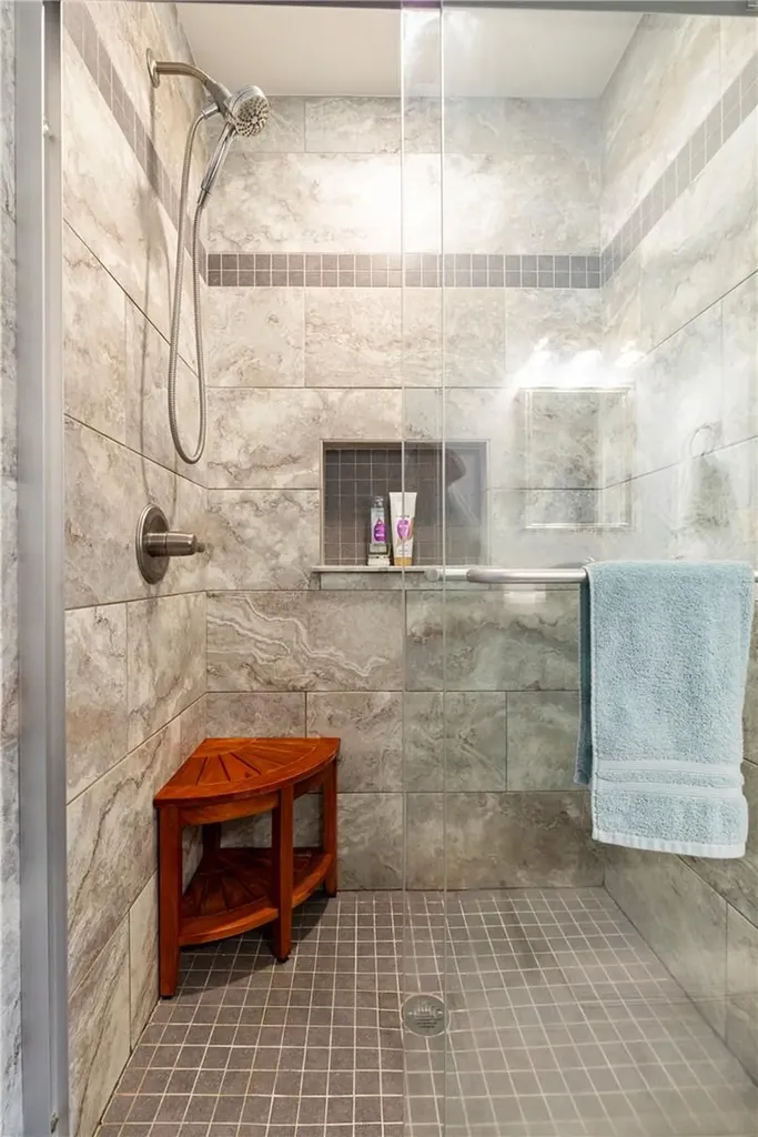4 Downing Place Poughkeepsie NY 12603