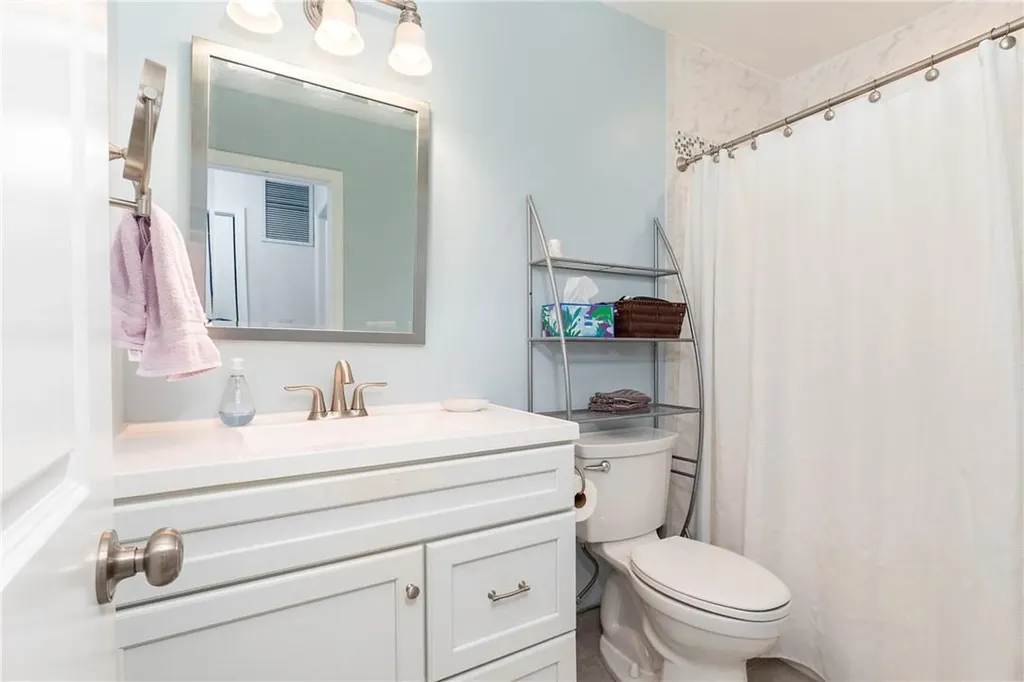 4 Downing Place Poughkeepsie NY 12603