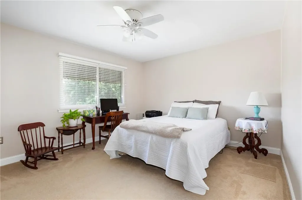 4 Downing Place Poughkeepsie NY 12603