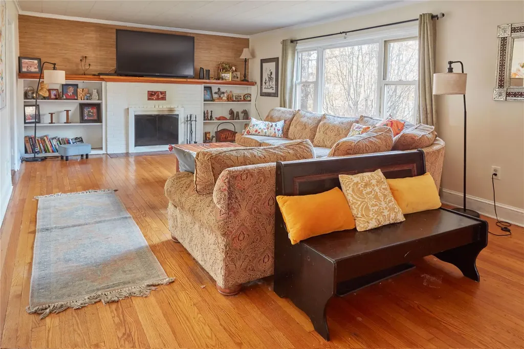 36 Frost Lane Cornwall NY 12518